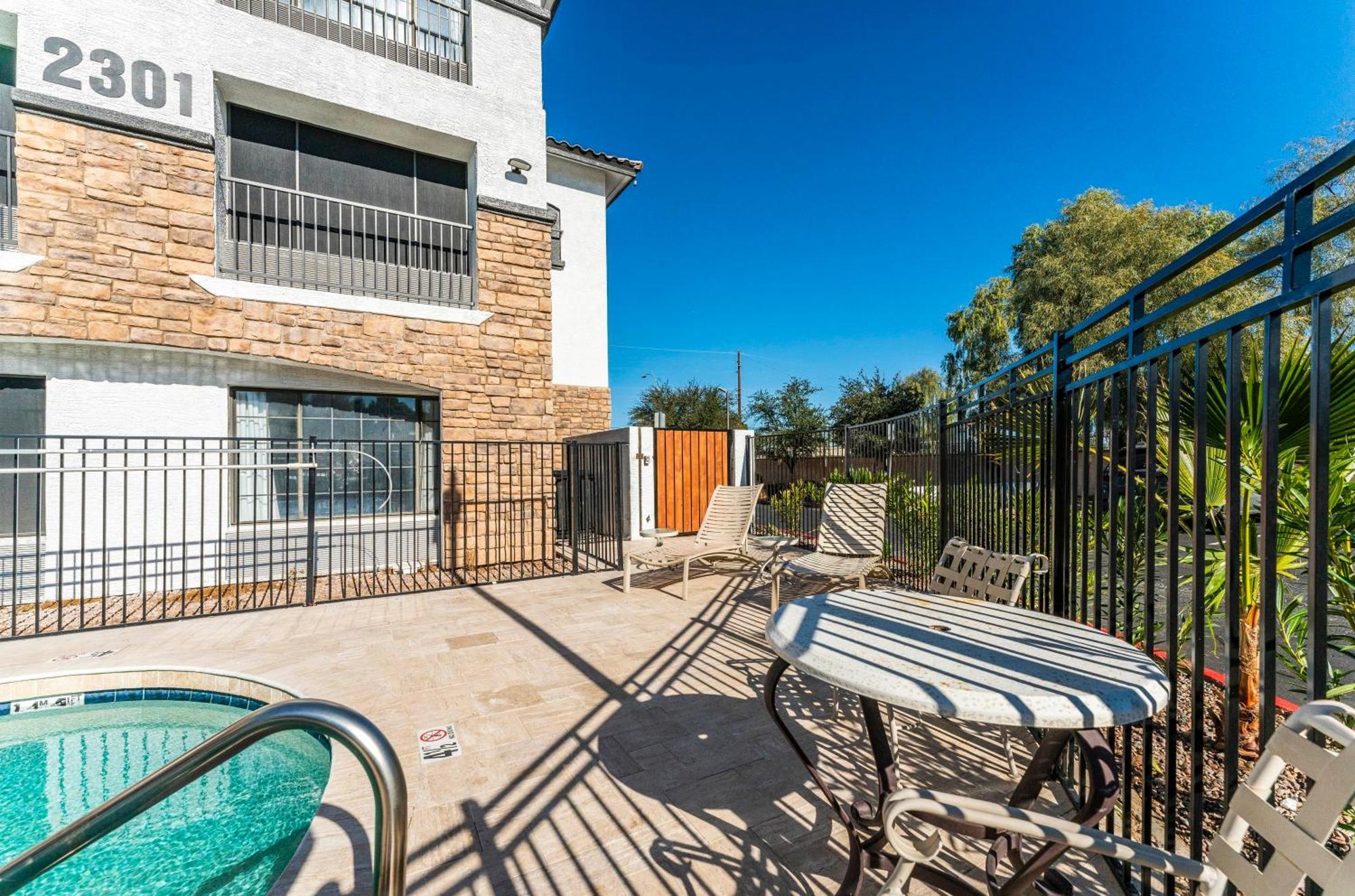 Tempe Corner Apartment Studio King Bed Exterior foto